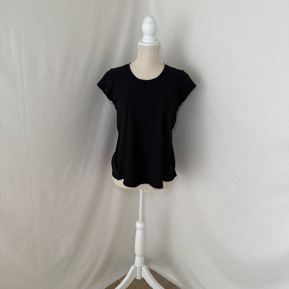 lululemon athletica Tee